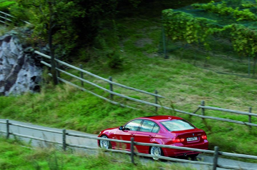  BMW 3-Series 2009 года  (фото 19 из 116)